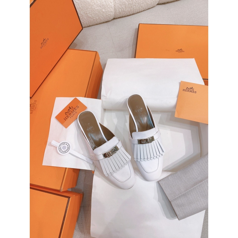 H**mes slippers